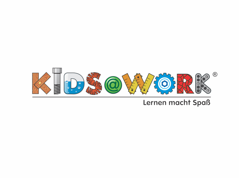07 - Доработка логотипа детского игрового центра KIDS AT WORK