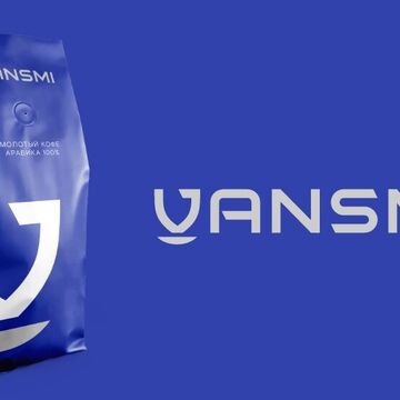 логотип и пример упаковки для кофе бренда