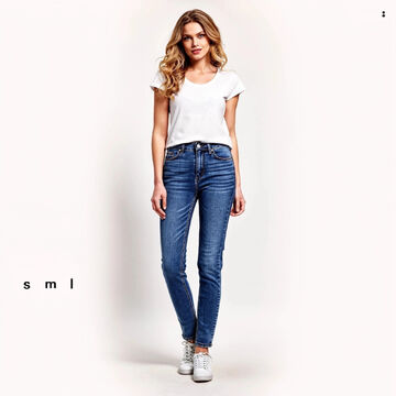 Инфографика для Wildberries "Джинсы женские"