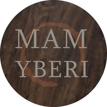 MAMYBERI. Логотип для клининговой компании.