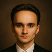 Максим Золотарский