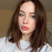 Яна Клубникина