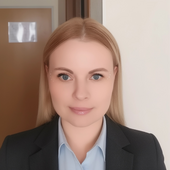 Елена Варова